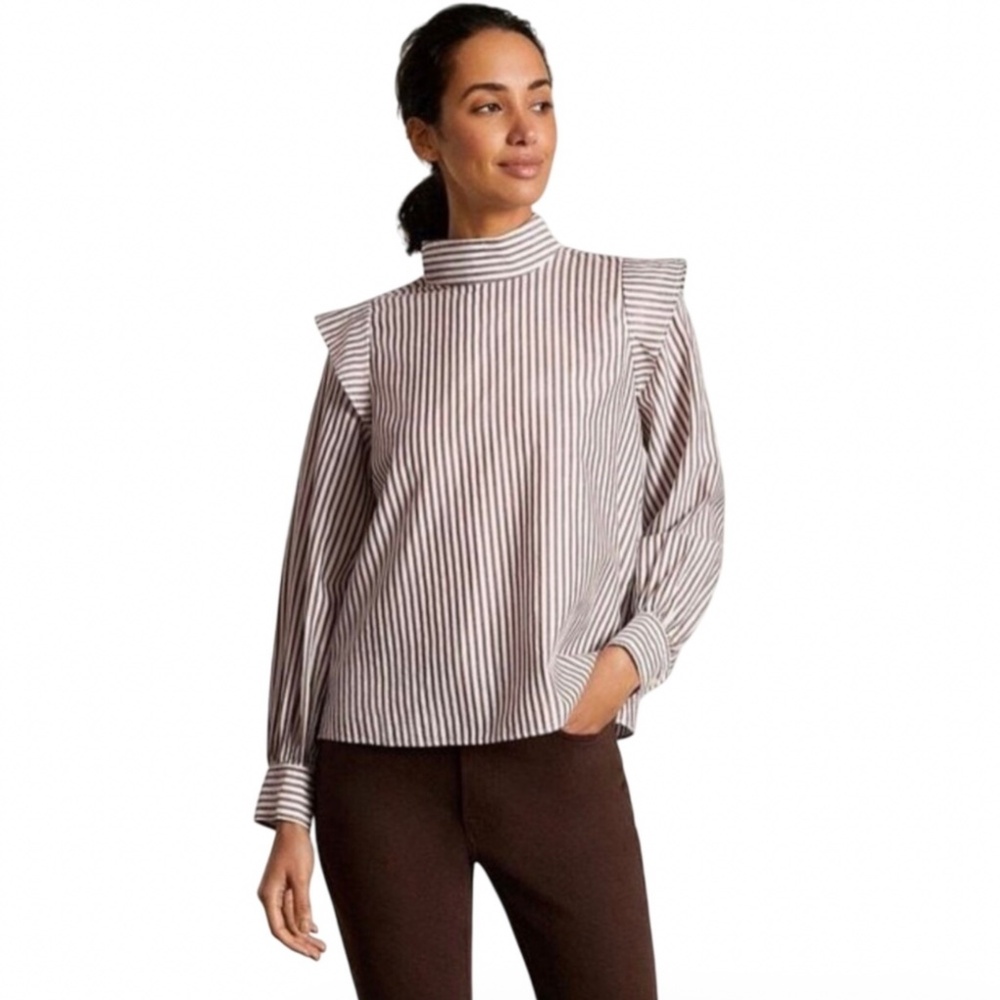 Everlane wing shoulder stripe blouse